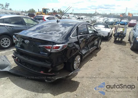 2016 Hyundai Sonata Hybrid Se z USA, uszkodzony, nr VIN KMHE24L15GA014102